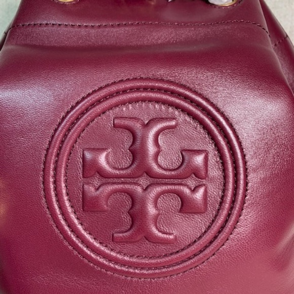 NEW Tory Burch Fleming Imperial Garnet Burgundy Leather Medium Bucket Tote Bag - Picture 11 of 12